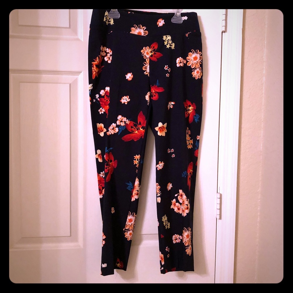 Investments Petites Capris